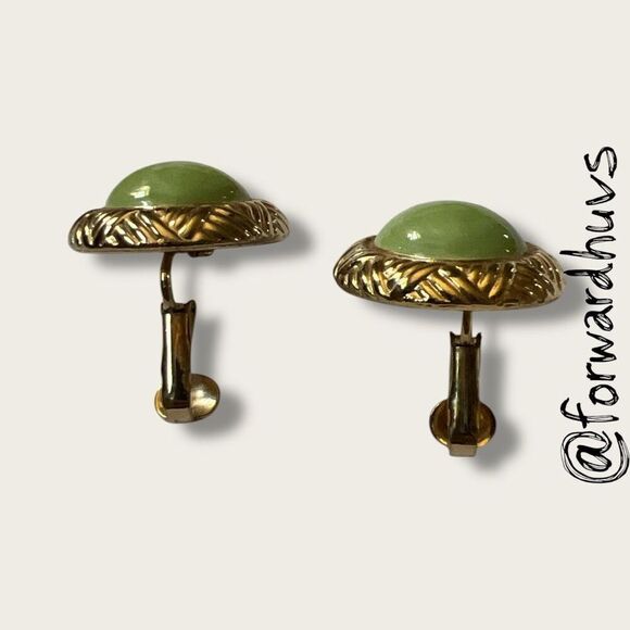 Gold-Tone Clip-On Earrings with Green Center - Picture 4 of 7